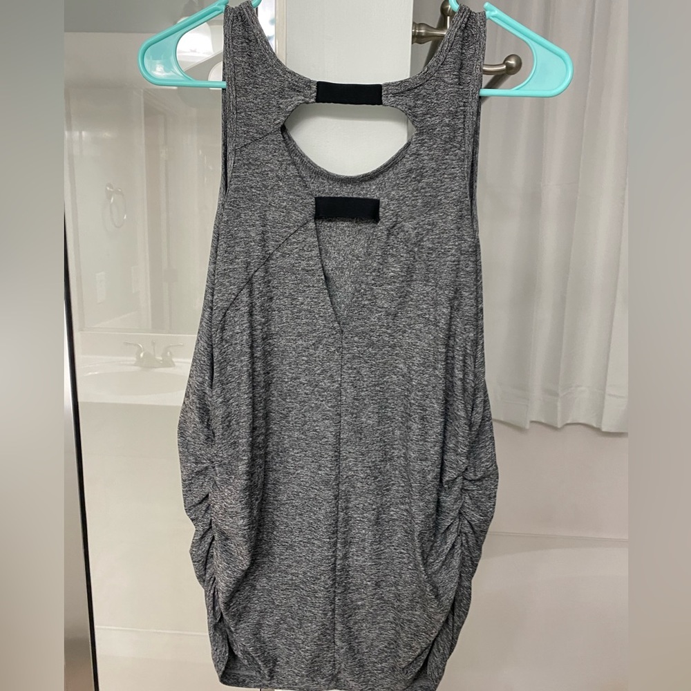 Beyond the Bump Size Medium Workout Top